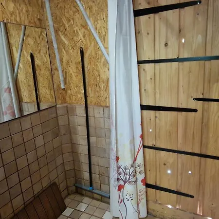 Дом отдыха Le Refuge Enchante Et Sauna Privatif *