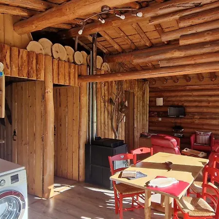 Дом отдыха Le Refuge Enchante Et Sauna Privatif Tendon